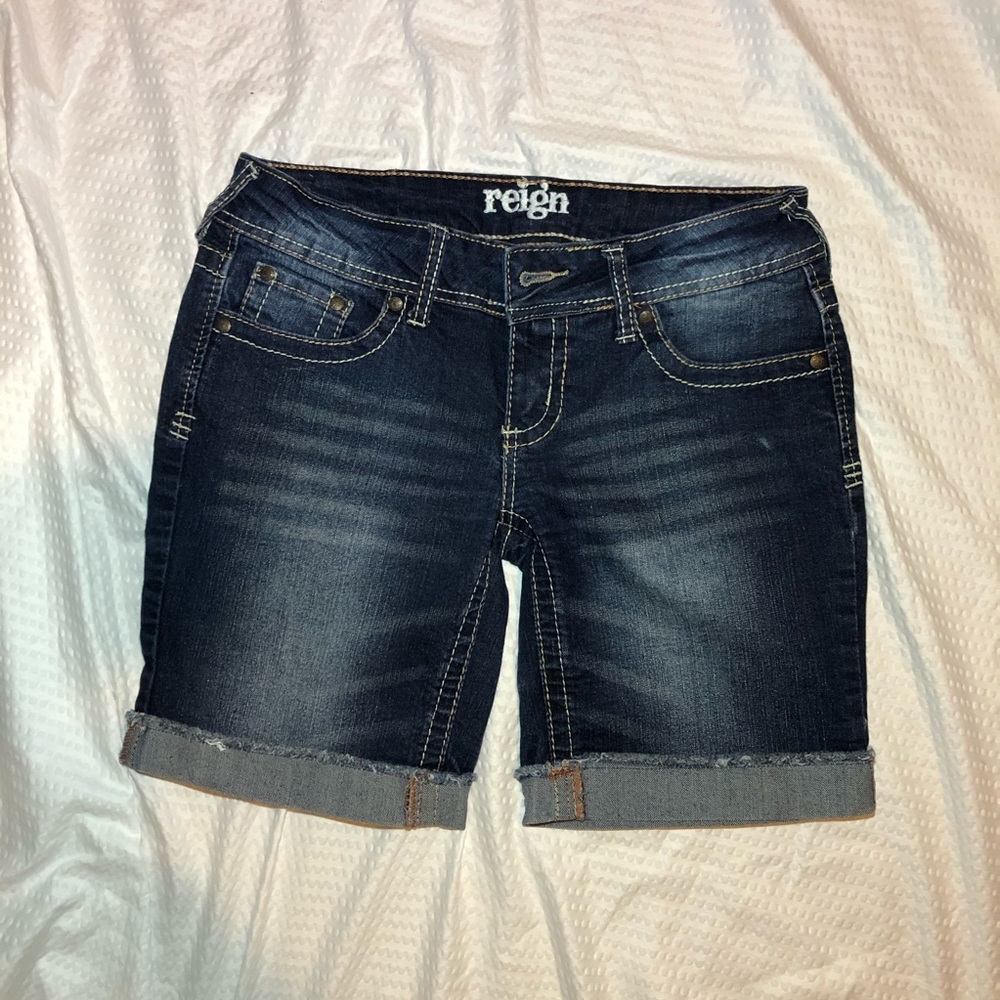 Bermuda jeans